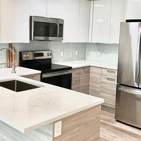 Modern Luxury Apartment In كوينسي المظهر الخارجي الصورة