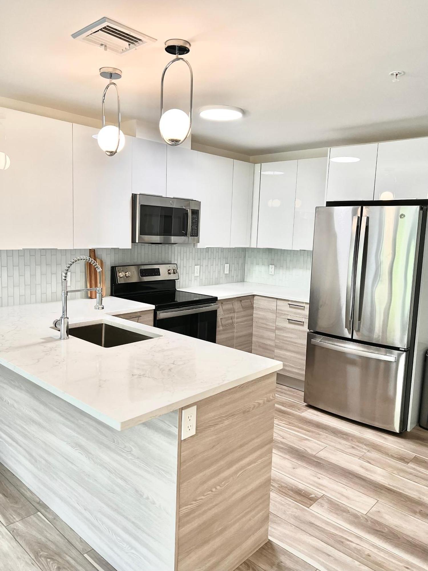 Modern Luxury Apartment In كوينسي المظهر الخارجي الصورة
